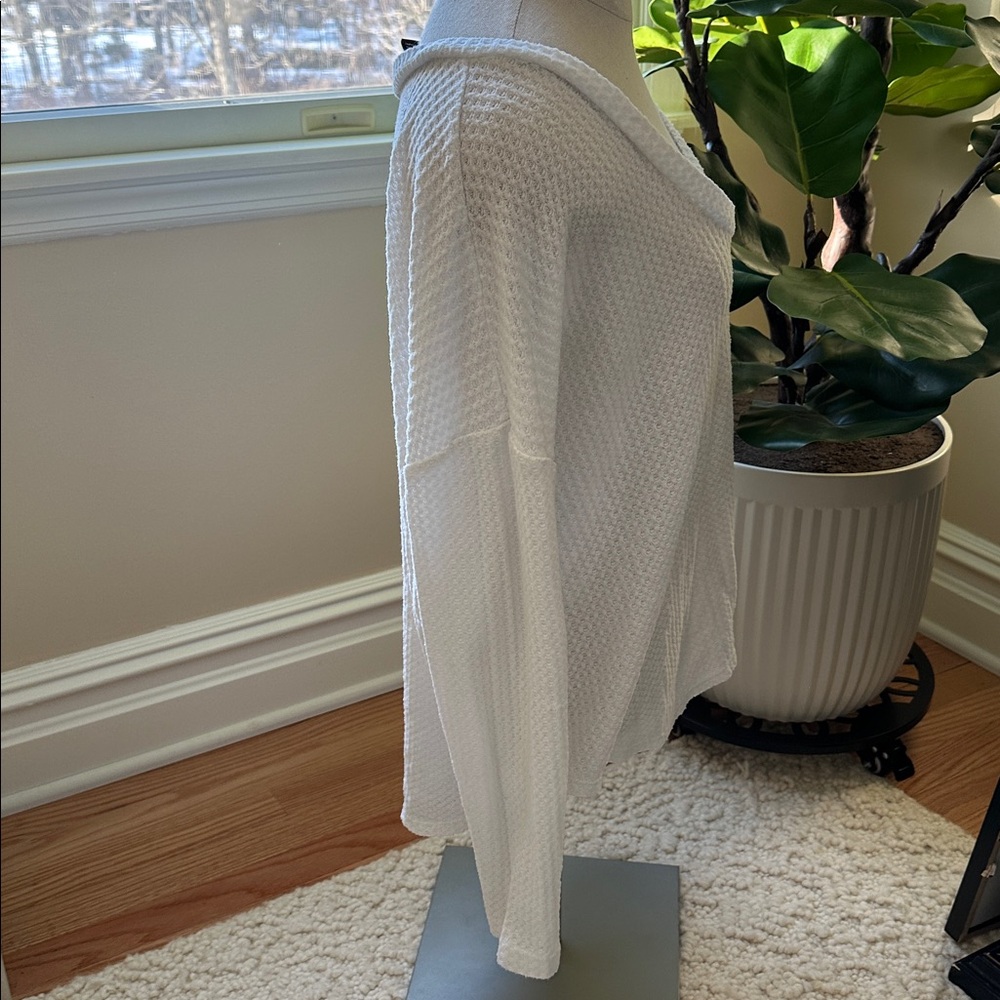 Textured Knit Oversized Top - Picture 5 of 7